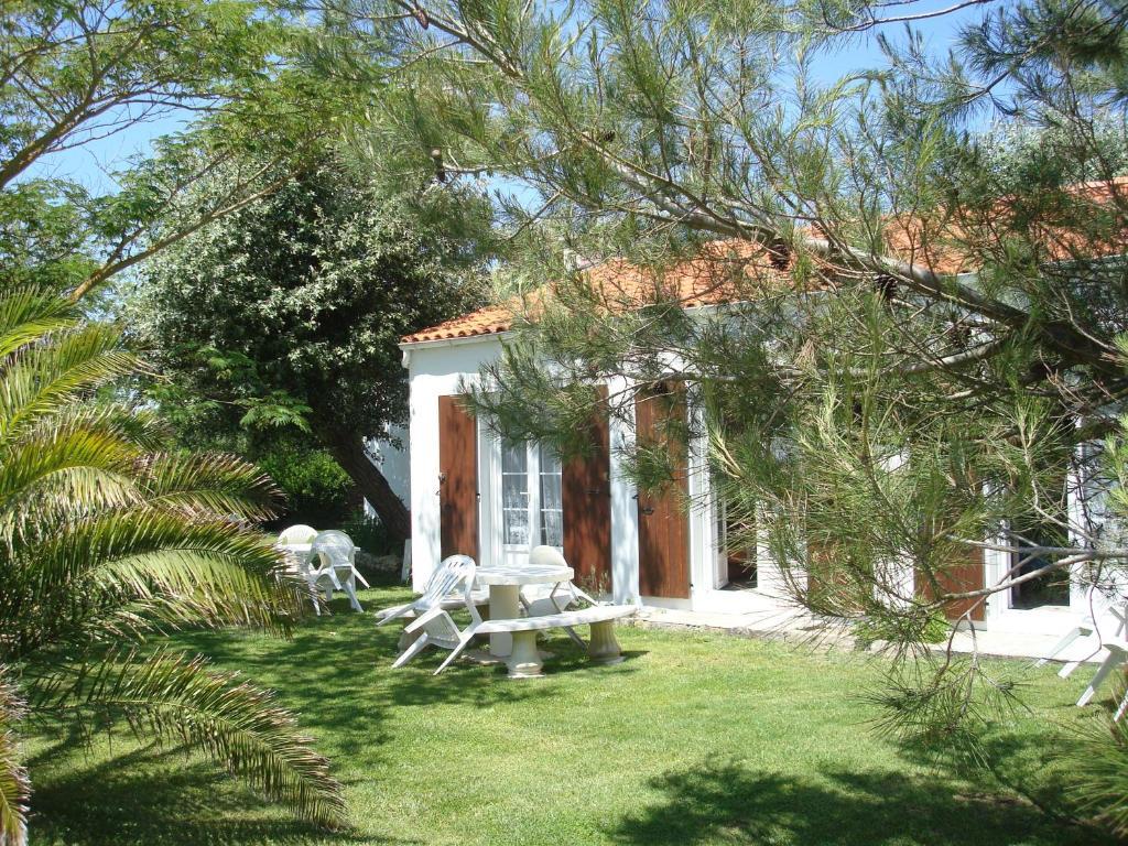 Residence De Vacances Les Cariatides Saint-Pierre-d'Oleron Zewnętrze zdjęcie